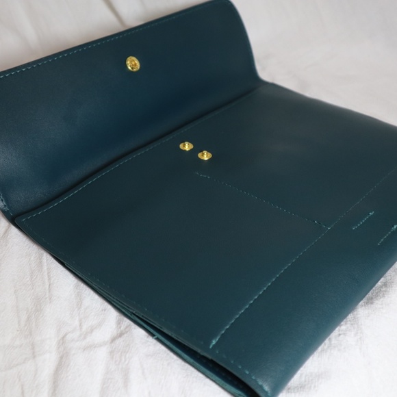 Glass Ladder & Co Marilyn Mini Organizer Clutch Forest Green NWT - Picture 4 of 6